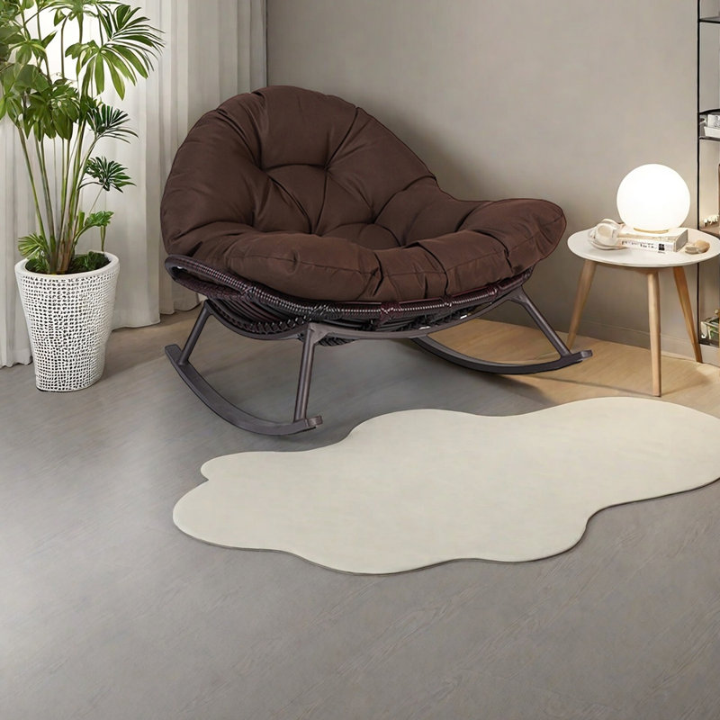Decki, Brun