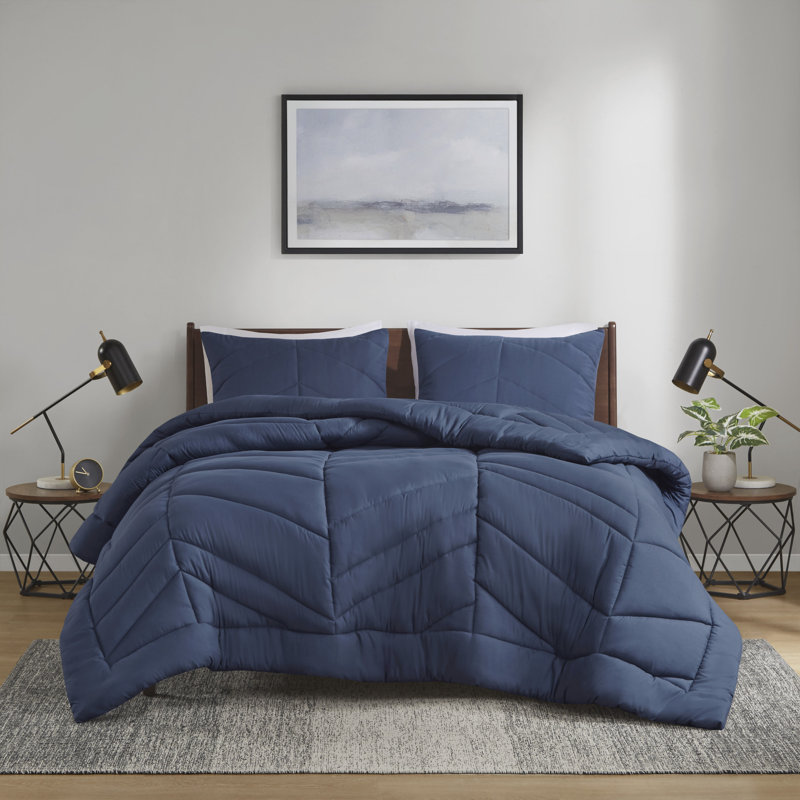 Navy Twin Reversible Microfiber Chevron Bedspread Set
