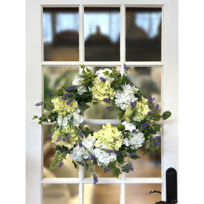 Hydrangea And Ivy 27" Wreath