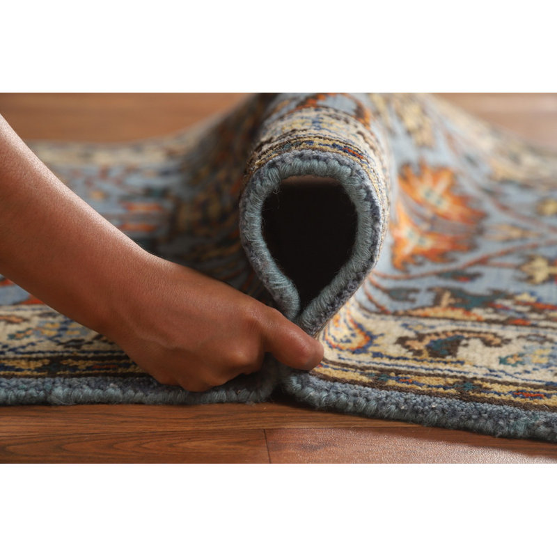 Tapis bleu clair fait à la main 3 x 5 po