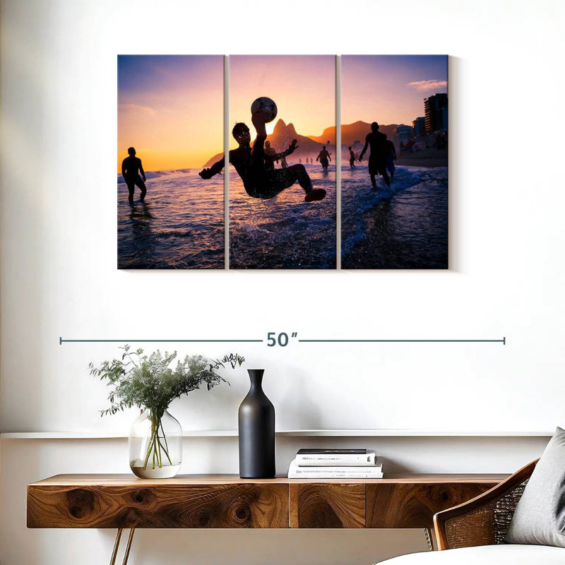 Sireci Beach Football Sport, 24" H x 38" W