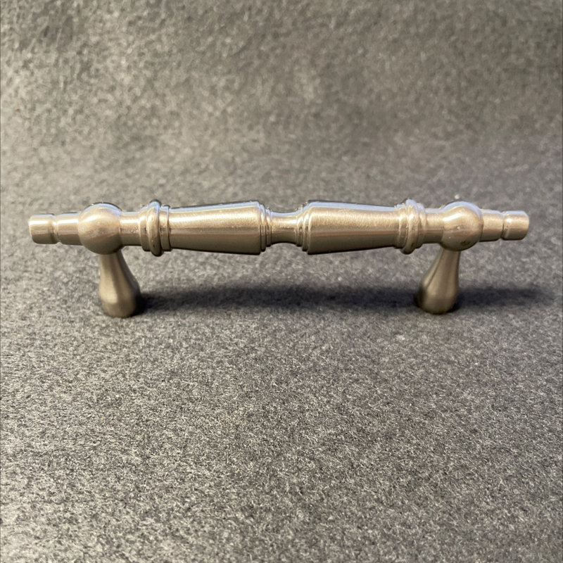 Poignée traditionnelle 3 po nickel satiné