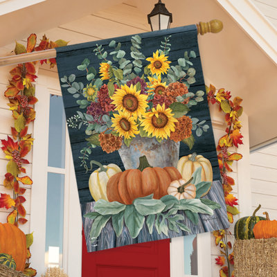 Drapeau de maison tournesols et hortensias