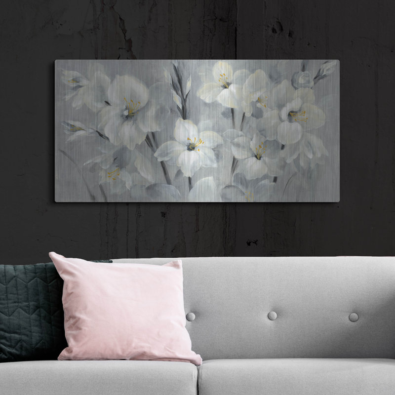 "Fleurs sur fond gris" par Silvia Vassileva, H 24 po x l 48 po