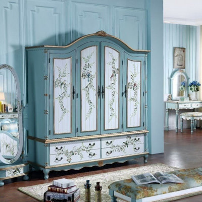 Classic Pastoral Blue And White Wardrobe