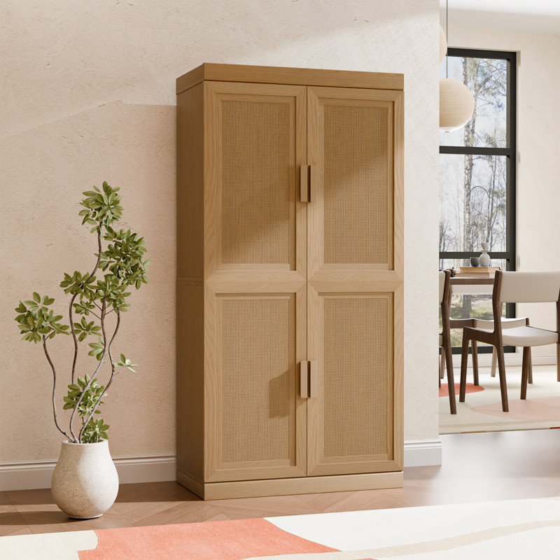 Armoire de cuisine 62 po H x 31 po Farmhouse avec portes en rotin et étagère de rangement réglable, Bois naturel