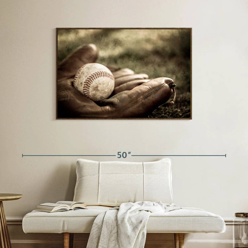 Baseball sur gant, Cadre flottant en noyer, 40 po x 27 po