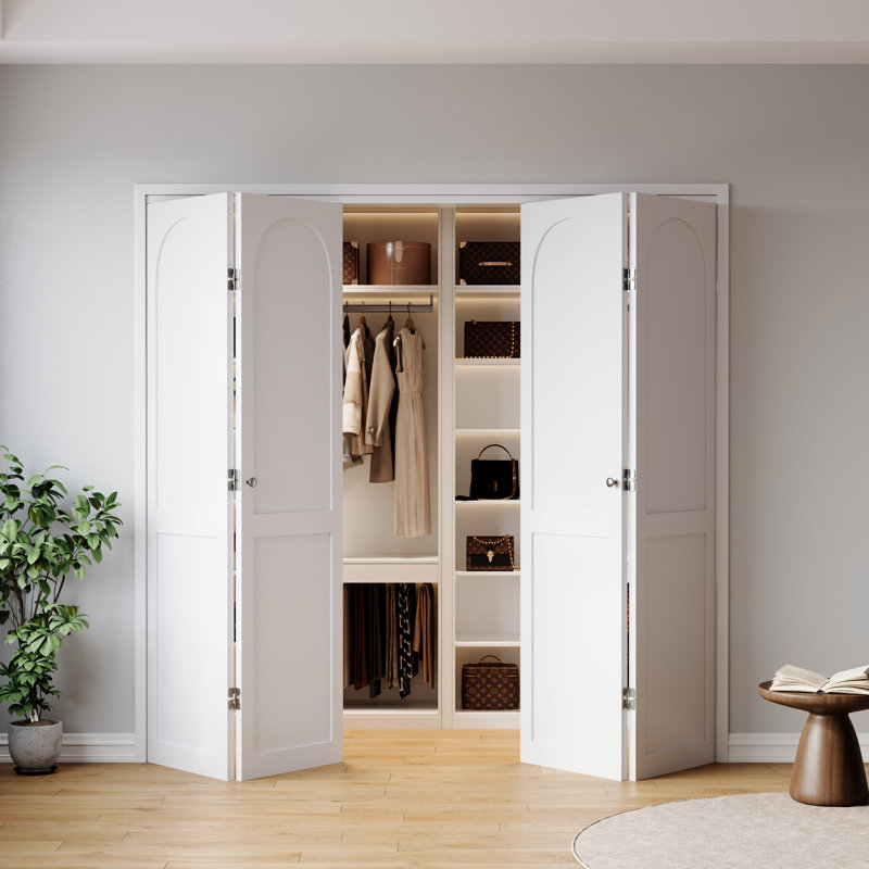 Porte de placard pliante cintrée, apprêtée blanche, 72 po L x 80 po H, âme pleine, avec trousse de quincaillerie d'installation