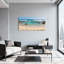 Nautique et plage, vagues, coquillages, roches de sable, empreintes de pas-624785708