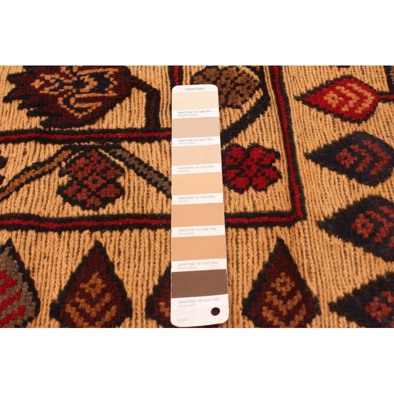 Tapis tadjik brun clair 6 pi 1 po x 9 pi 0 po