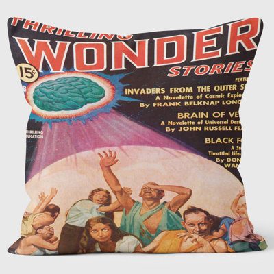 Thrilling Wonder - Invaders from the Outer Sun - Pulp Fiction Cushion