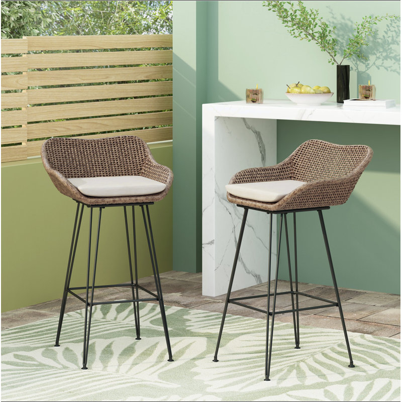 Tabouret de bar 29,25 po en osier et fer à dossier bas brun clair avec coussin beige 29,25 po (ensemble de 2)