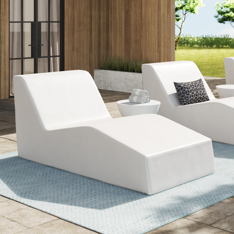 Chaise Lounge, White