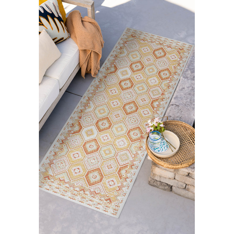 Deltufo Geometric Reversible Flatweave Polypropylene Indoor / Outdoor Area Rug - Orange , Runner 2'8'' x 7'3''
