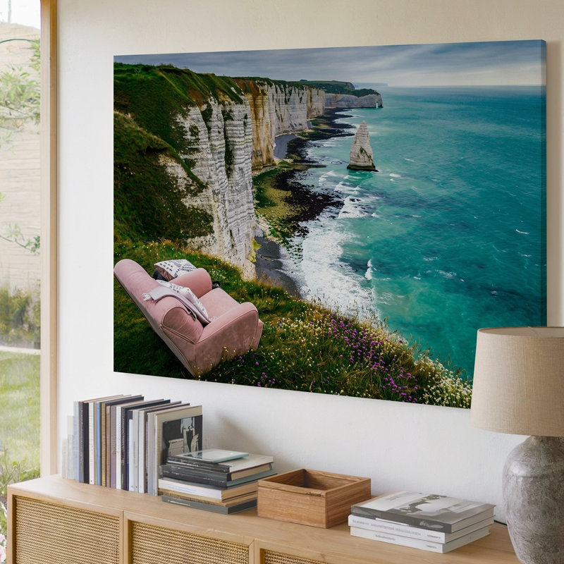 Toile, "Une scène côtière à couper le souffle avec des falaises dramatiques s'élevant brusquement à partir d'un art mural turquoise vibrant avec des vagues"