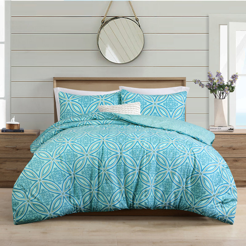 3-Piece Microfiber/Polyester Comforter Set, Green/Red, Queen