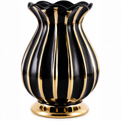 Ceramic Ribbed Table Vase with Scalloped Rim