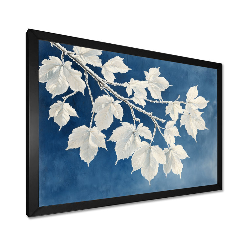 «White Frosted Leaves Branches II» - art mural feuilles, Reproduction encadrée d'une seule photo, H 30 po x l 40 po, Noir