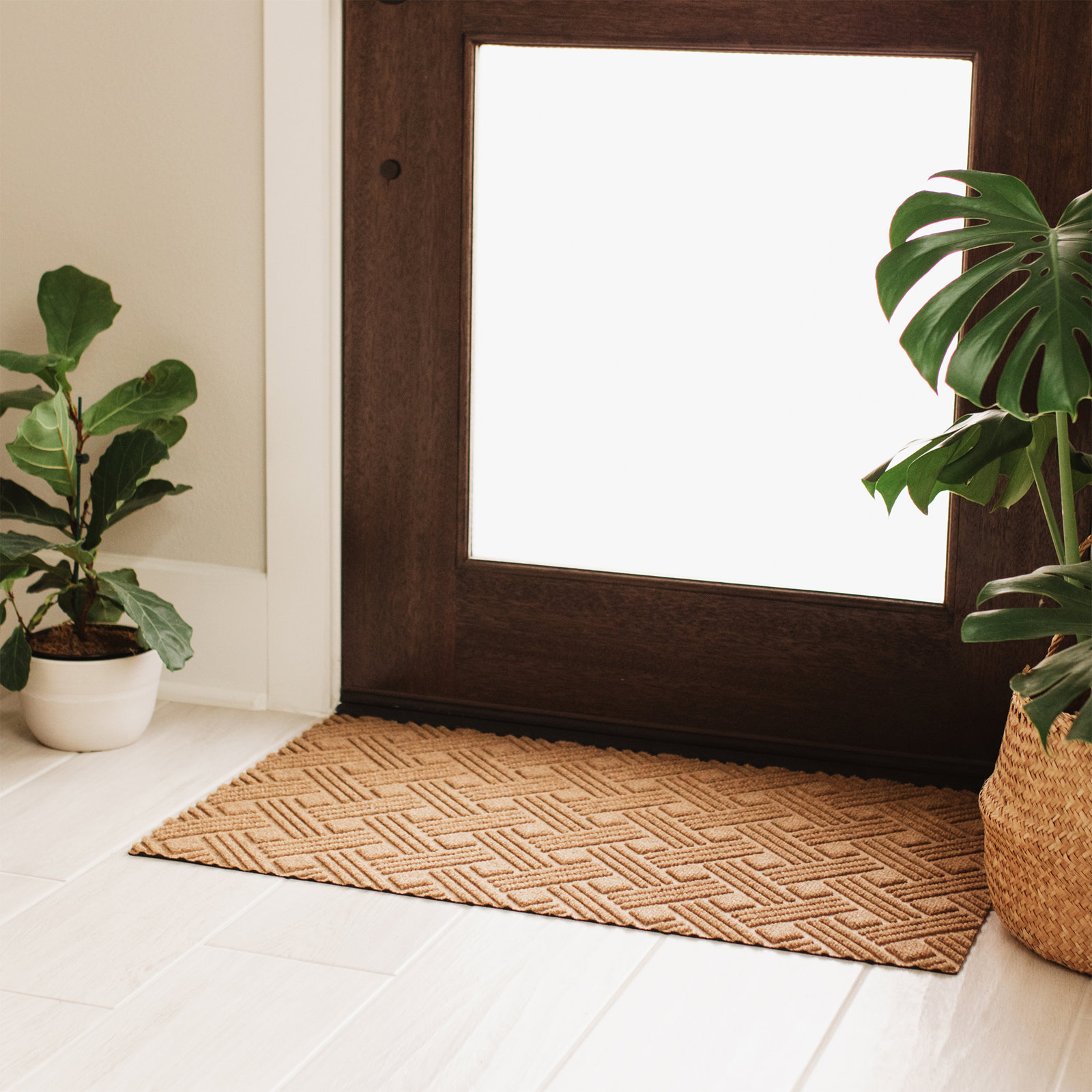 WaterHog Luxe Thatch Non-Slip Doormat, 21.5" W x 35" L, Wheat