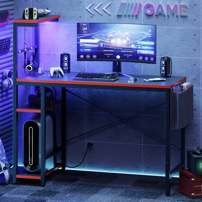 Bureau de jeu à DEL Johnothan avec prise de courant, bureau d'ordinateur avec trois niveaux de tablettes réglables
