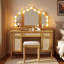 Meuble-lavabo de 44,37 po avec 13 ampoules Hollywood, 3 miroirs à trois modes d'éclairage, 3 grands tiroirs, 2 tiroirs de bureau, un rangement de table ouvert, 2 armoires, une station de charge et un tabouret-130385793