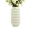 Arrangement de fleurs de cerisier biologiques modernes-93536700