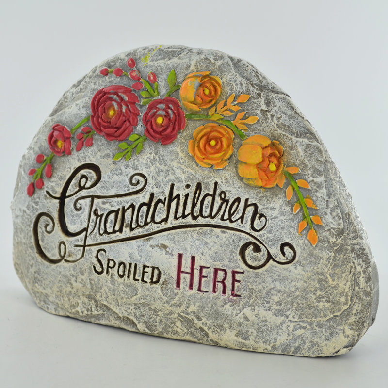 Randal Weather Resistant Resin Plants & Flowers Faux Rock