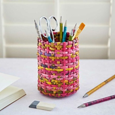 Round Recycled Newspaper Pencil Holder