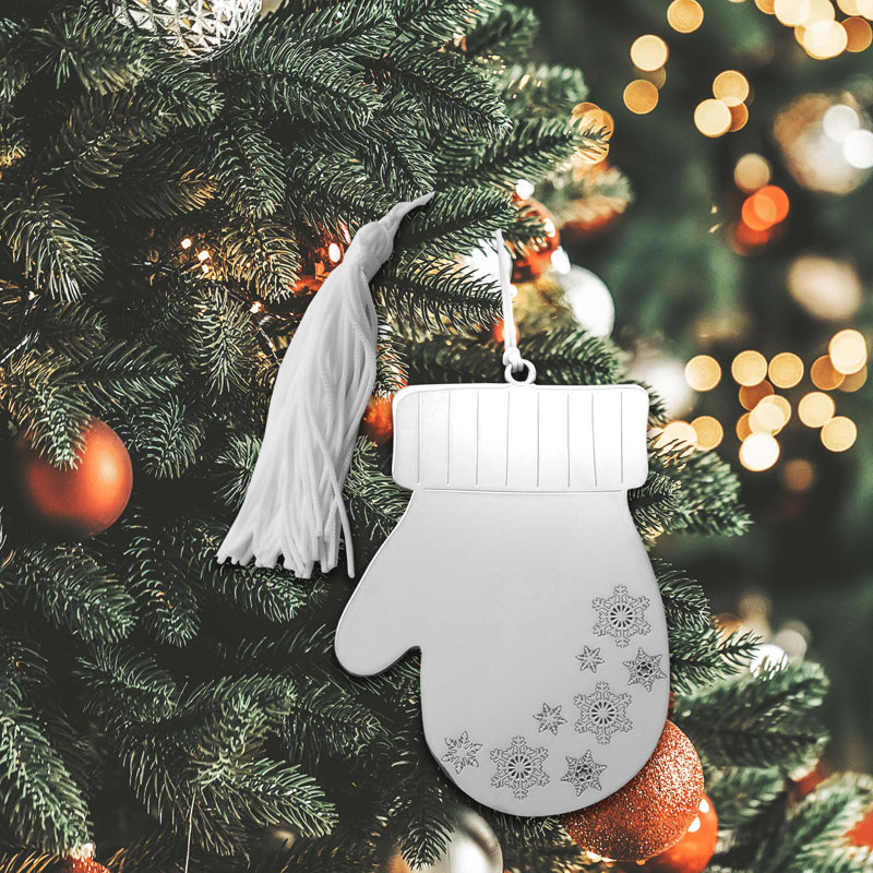 Ornement de mitaine d'hiver avec pampille blanche