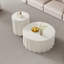 Table basse moderne simple de style crème-108297533