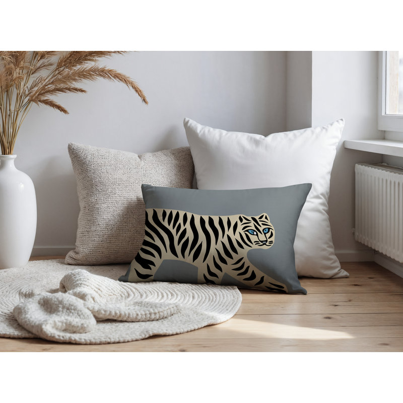 Oreiller rectangulaire intérieur / extérieur Gigi Tiger, Gris, H 20 po x l 14 po