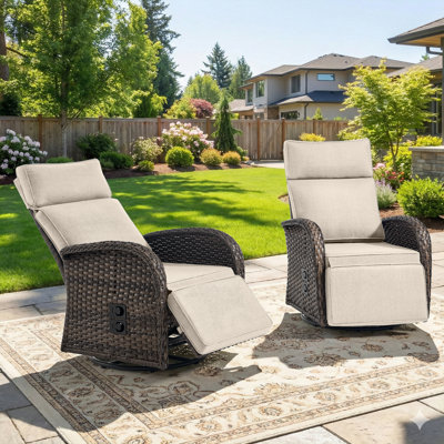 Chaise longue inclinable et réglable en osier Serita