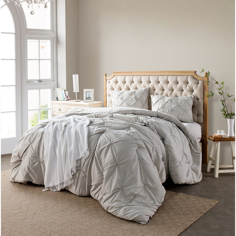 Microfiber / Polyester Comforter, Twin XL Comforter + 2 Shams, Silver