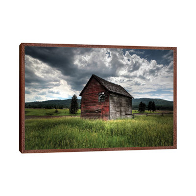 Montana Barn I - Print on Canvas
