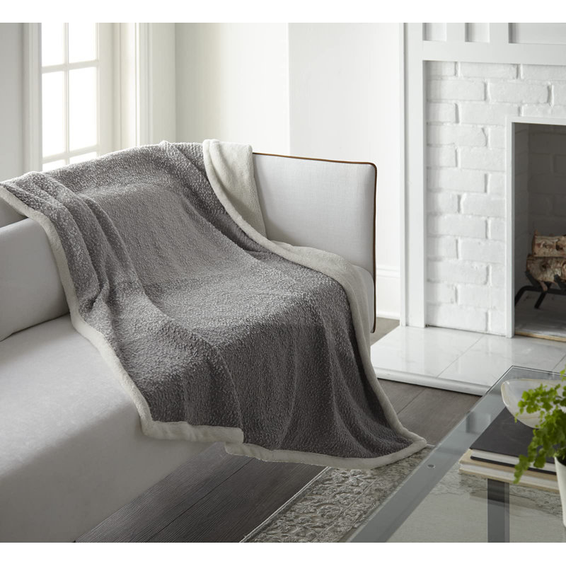 Jeté en sherpa gris 50 po x 60 po Crafted by Catherine, Gris