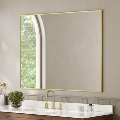 Hudson l 48 po x H 36 po Miroir de salle de bain à cadre carré en métal brossé or brossé