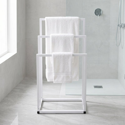 Porte-serviettes autoportant en métal à 3 niveaux pour salle de bain
