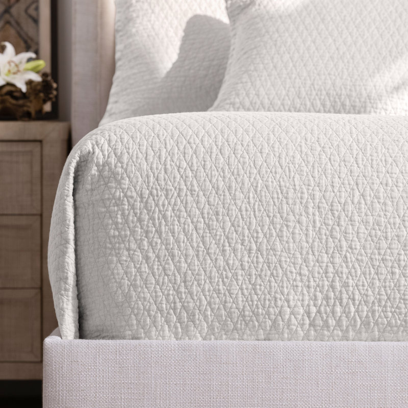 Dawn Luxe Coverlet, King, White