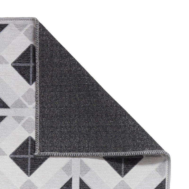 Victoria Area Rug, Rectangle 2' x 3'11"
