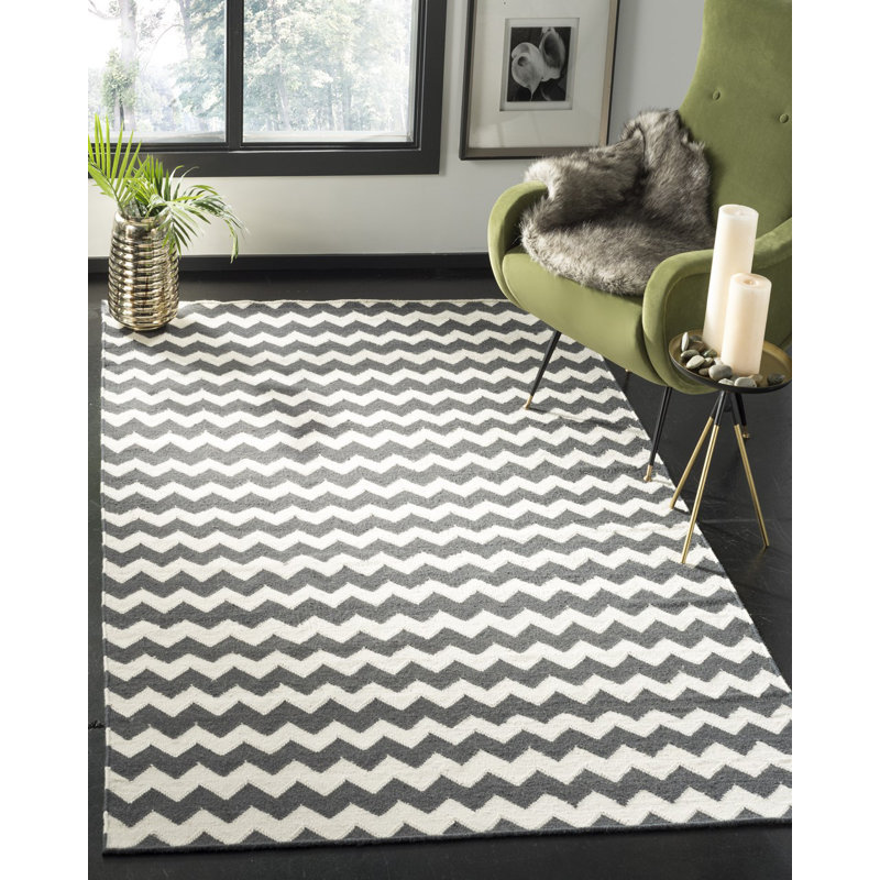 Seraphin Chevron Wool Hand Woven Area Rug, Rectangle 152 x 244 cm