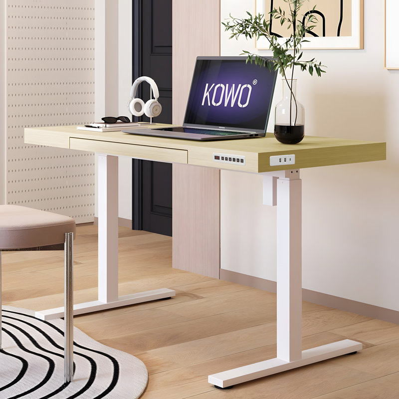 Bureau debout à hauteur ajustable Gooitsen, Naturel / Blanc, 55" H x 54.3" W x 23.6" D