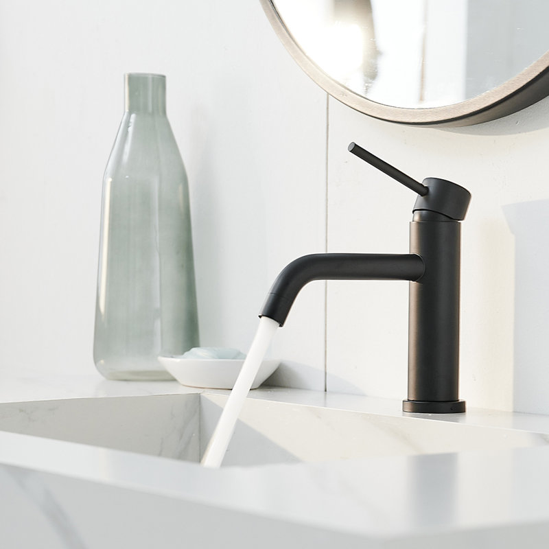 Single Hole Single-Handle Bathroom Faucet, Matte Black