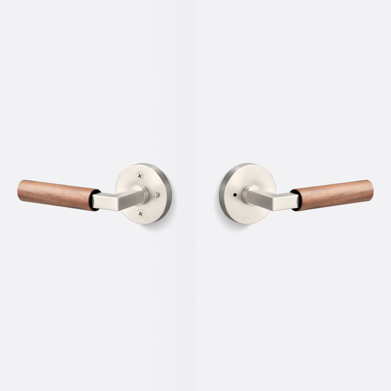 Levanto Round Privacy Rosette, Walnut Grip, Satin Nickel