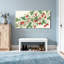 Plantes et fleurs Vigne de fraise avec feuilles et fleurs-610105491
