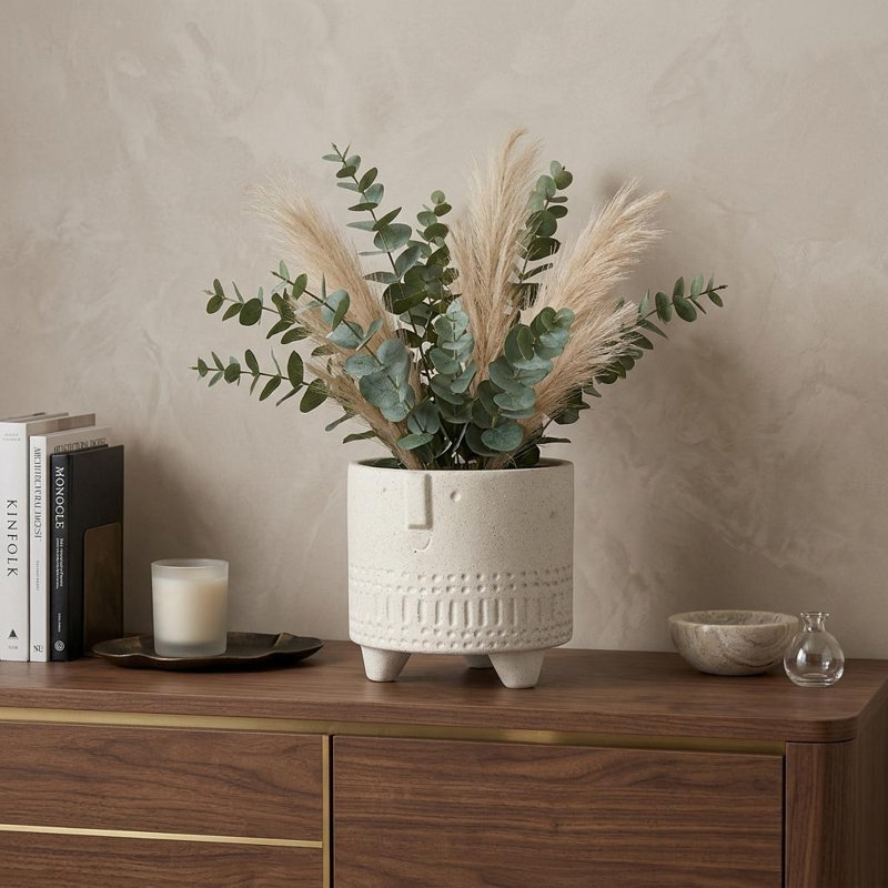 Ema Ceramic / Porcelain Table Vase