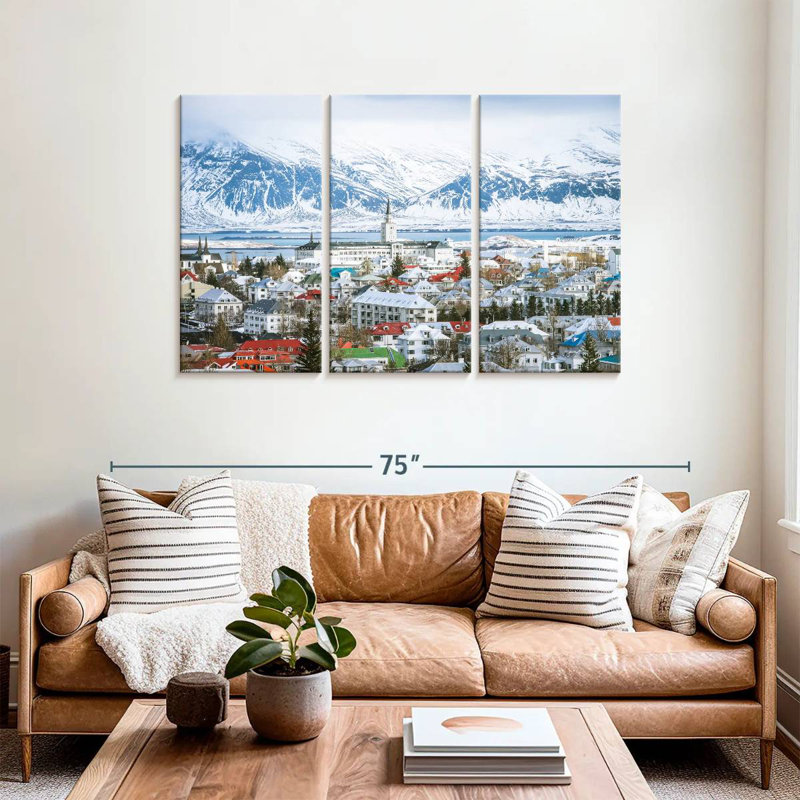 Sebbie Reykjavik, 36" H x 57" W