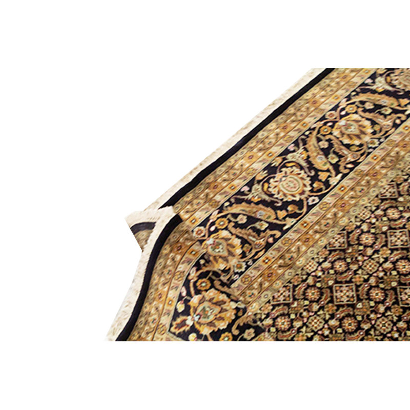 Wool Area Rug in Black, Rectangle 8'9" x 11'10"