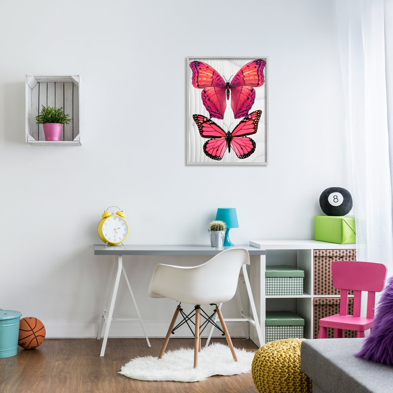 Papillons roses modernes encadrés sur bois, impression, H 30 po x l 24 po x P 1,5 po, Estampe numérique Farmhouse