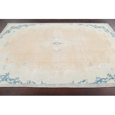 Muted  Traditional Area Rug 6x8