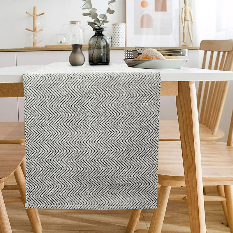 Chemin de table | Commode à foulard | Couvercle de meuble, L 14 po x L 48 po, Noir / blanc